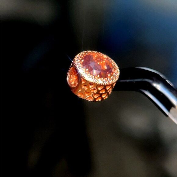 Pandora Rose Radiant Hearts Charm - Picture 7 of 7